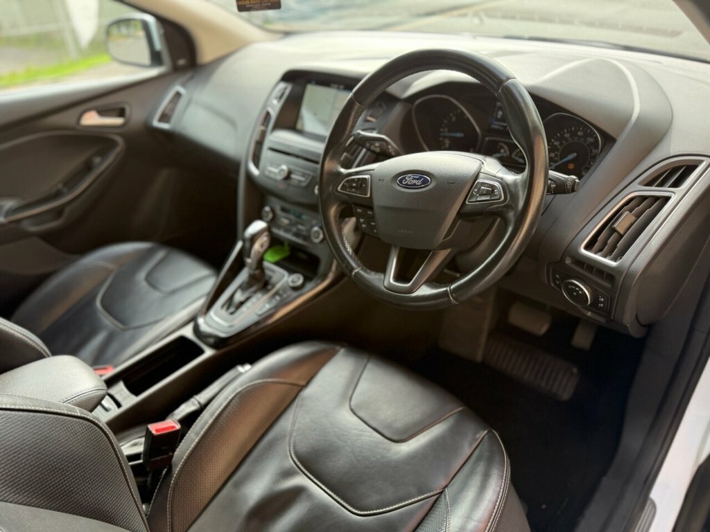 Ford Focus 1.5 Zetec Edition Tdci 118 Bhp Red #14