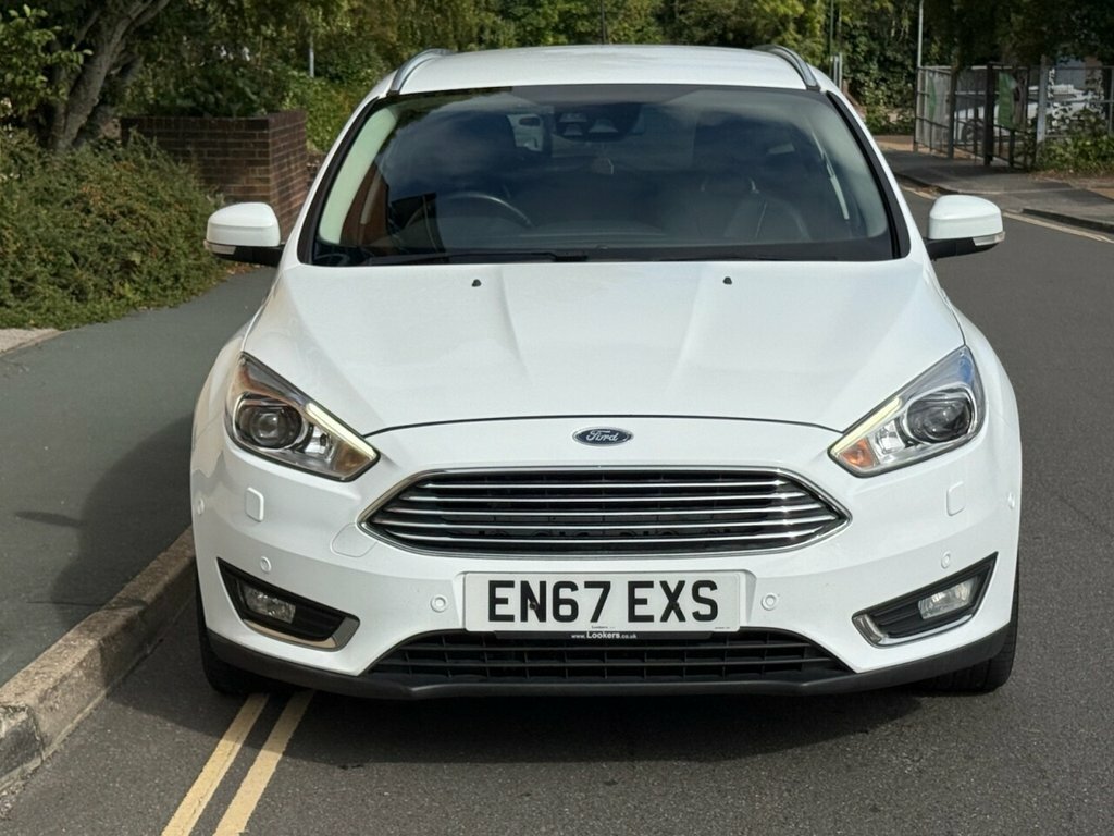 Ford Focus 1.5 Zetec Edition Tdci 118 Bhp Red #8