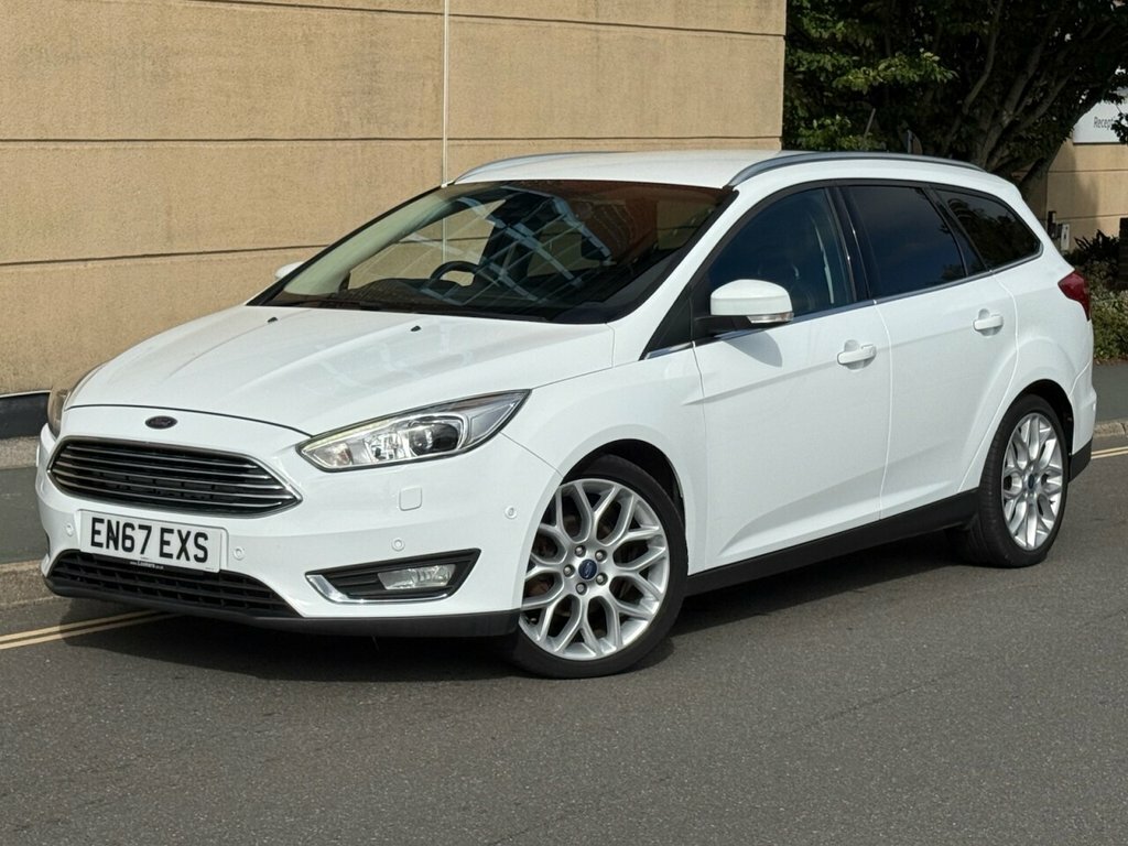 Ford Focus 1.5L Titanium X White