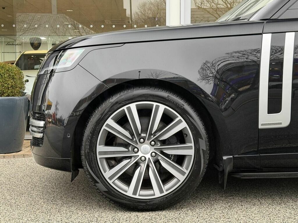 Land Rover Range Rover 3.0 P510e 38.2Kwh Suv Plu Black #3