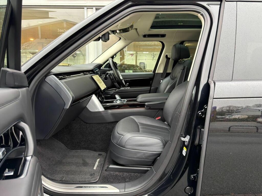 Land Rover Range Rover First Edition Black #13