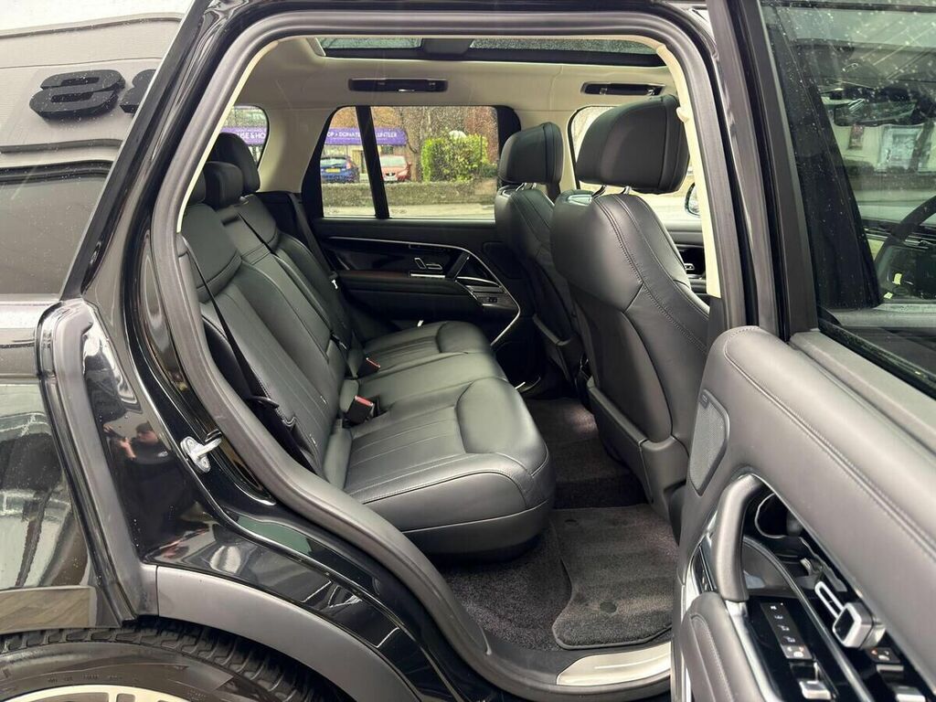 Land Rover Range Rover First Edition Black #18