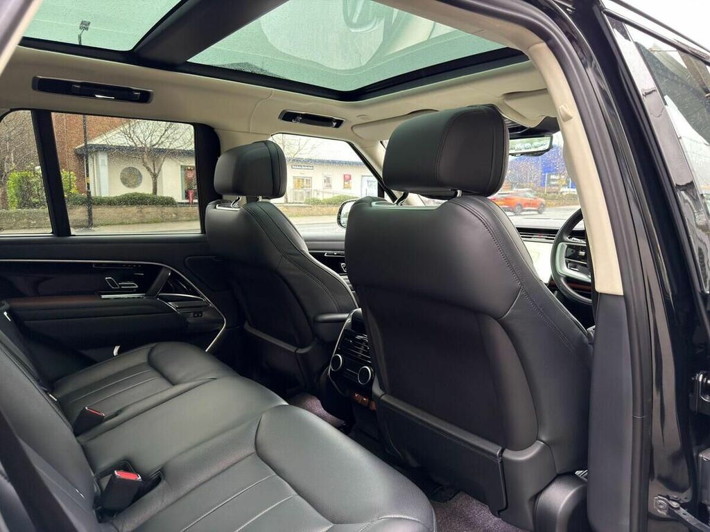 Land Rover Range Rover First Edition Black #19