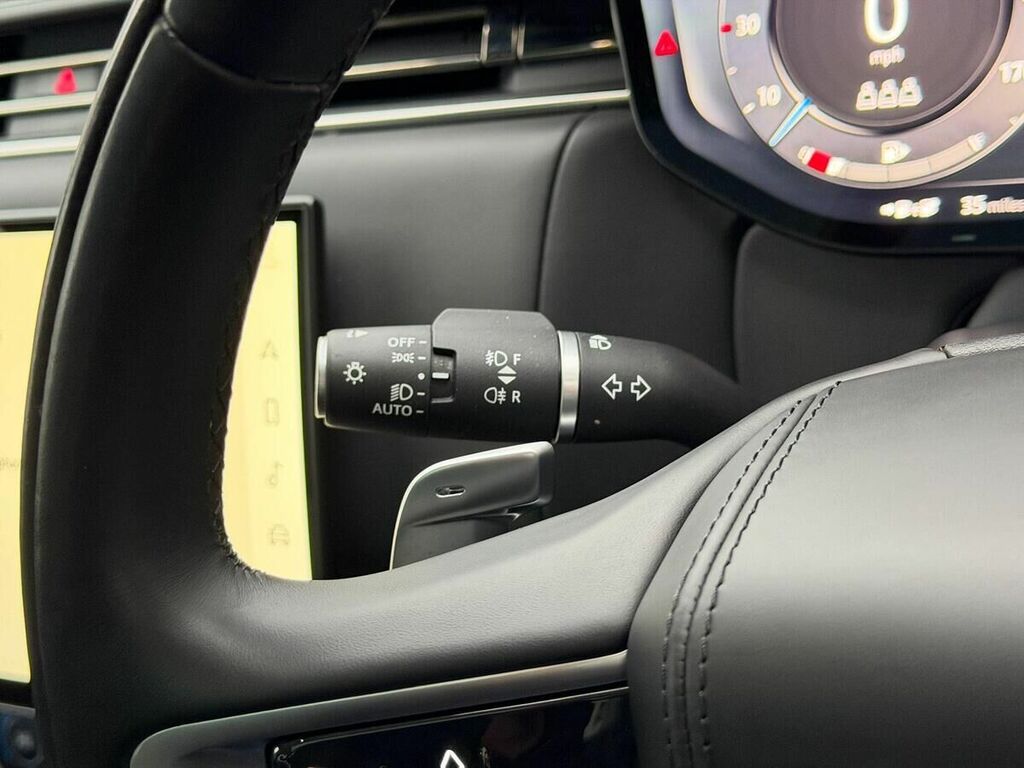 Land Rover Range Rover First Edition Black #28