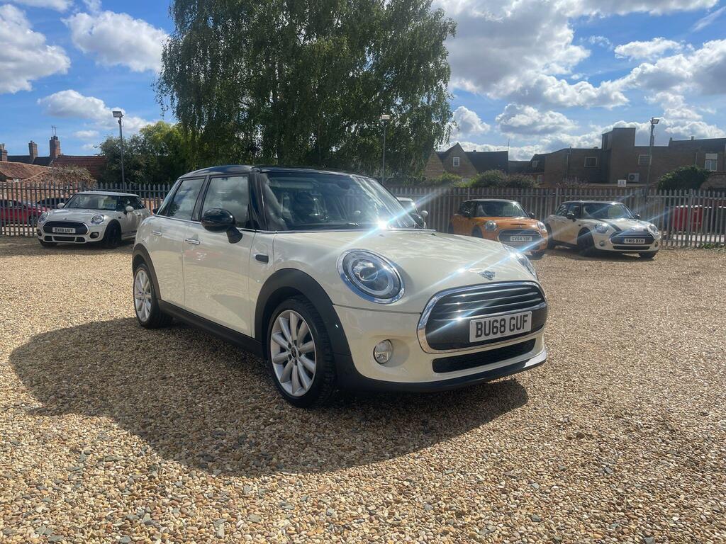 Mini Hatch 1.5 Cooper Classic Euro 6 Ss White