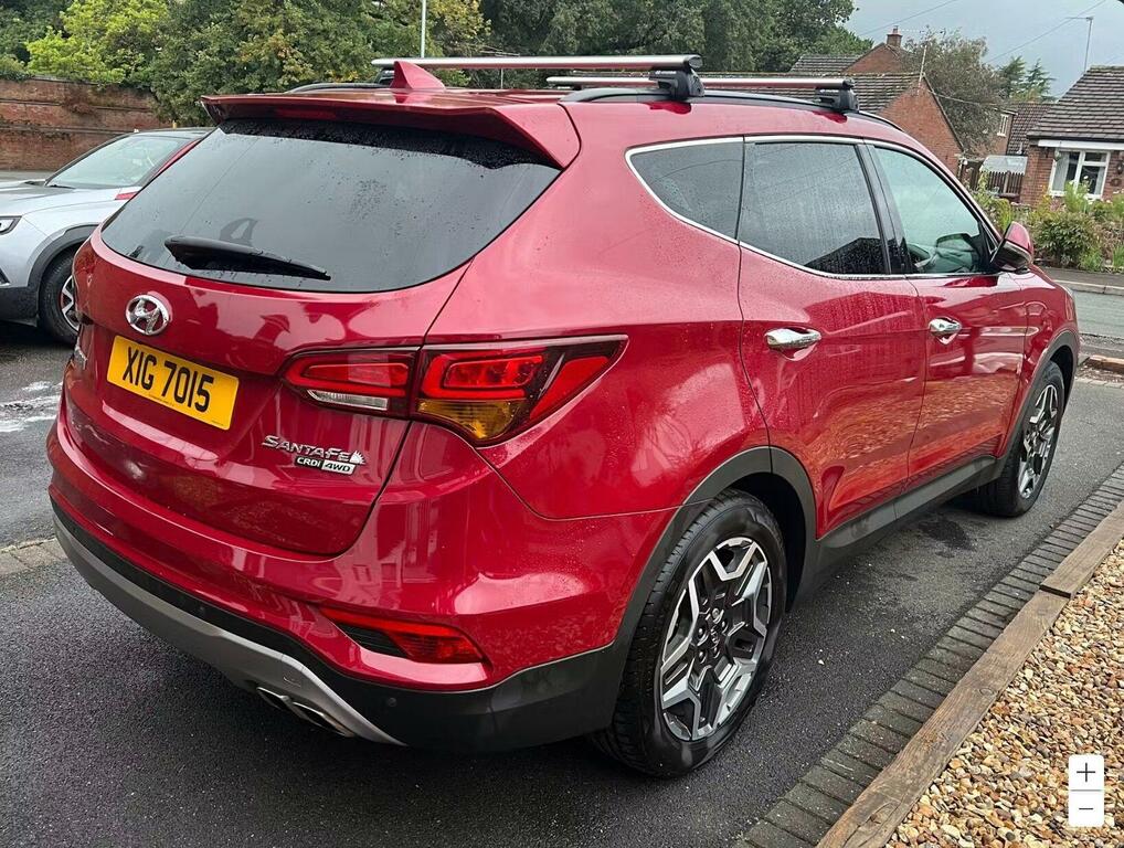 Hyundai Santa Fe 2.2 Crdi Blue Drive Premium 4Wd Euro 6 Ss Red #2