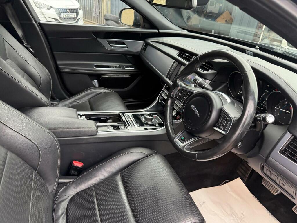 Jaguar XF 2.0 Portfolio 177 Bhp Black #18