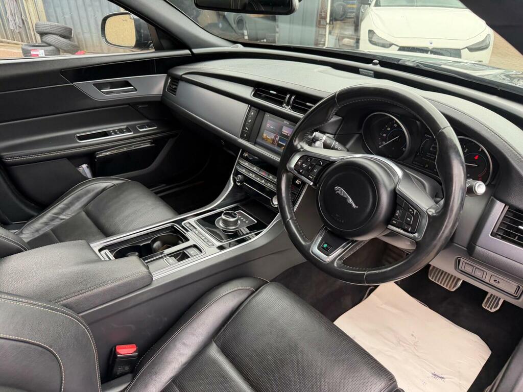Jaguar XF 2.0 Portfolio 177 Bhp Black #14