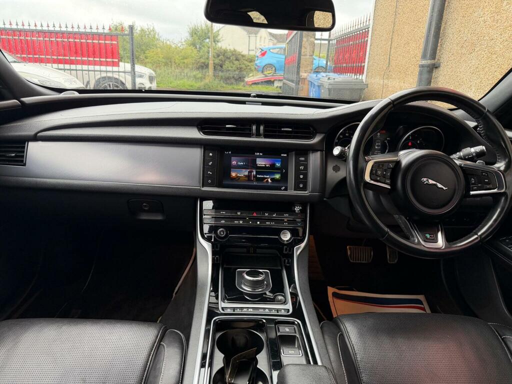 Jaguar XF 2.0 Portfolio 177 Bhp Black #22