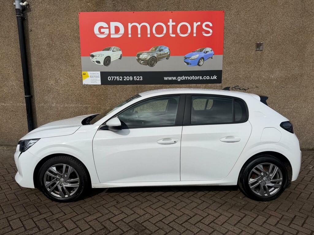 Peugeot 208 1.2 Puretech Active Euro 6 Ss White #3