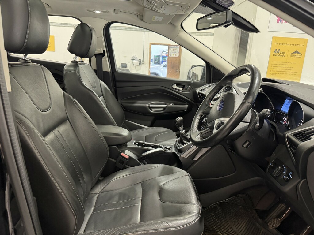 Ford Kuga 2.0 Tdci Titanium Powershift Awd Orange #16