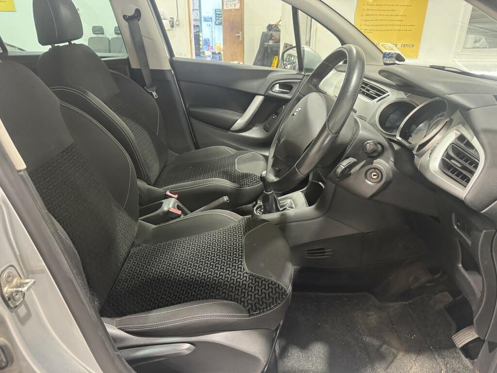 Citroen C3 Hatchback Green #12