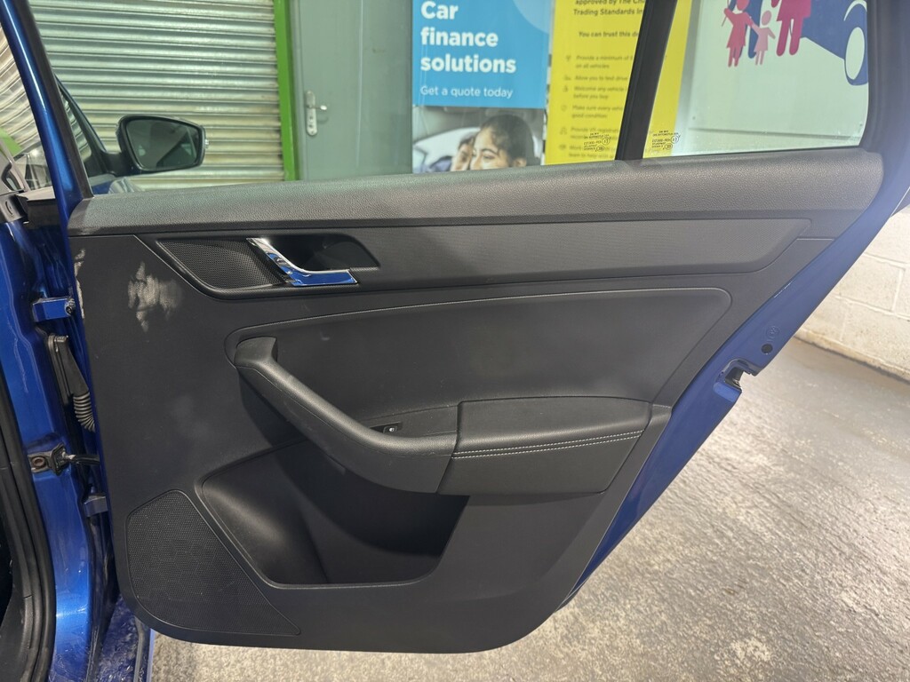 Skoda Rapid Spaceback Se Sport Blue #25