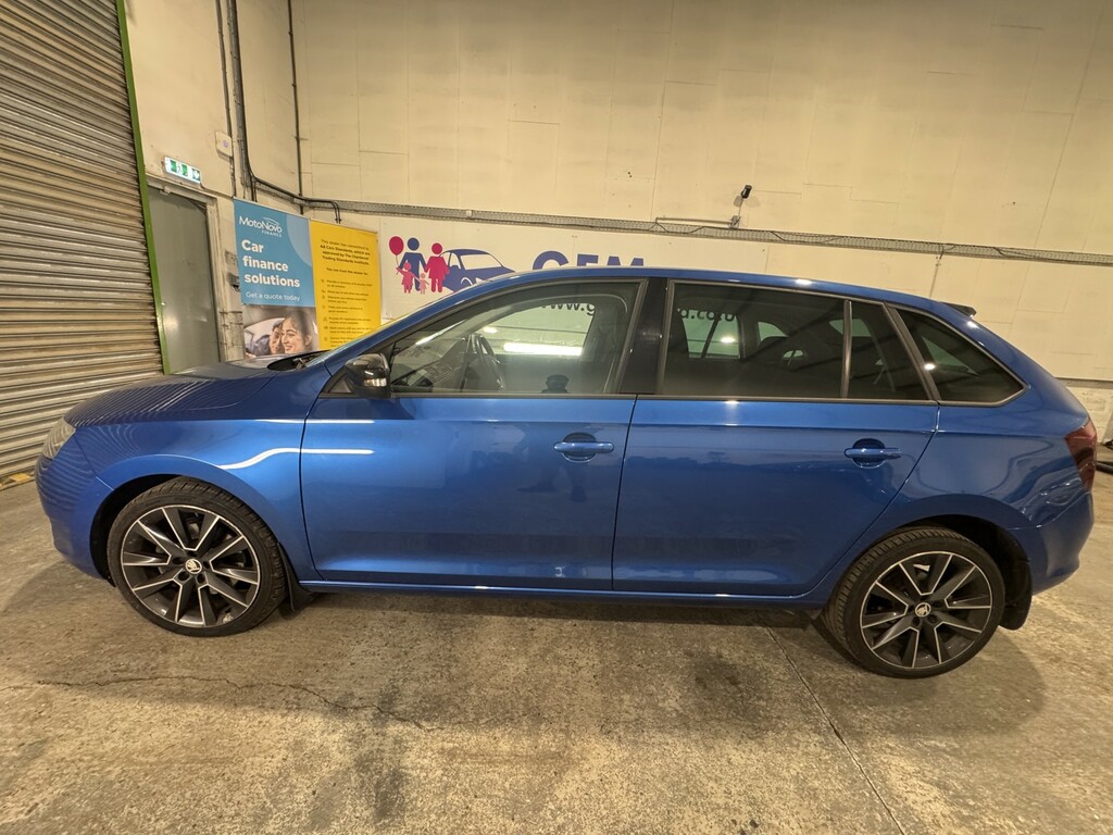 Skoda Rapid Spaceback Se Sport Blue #10