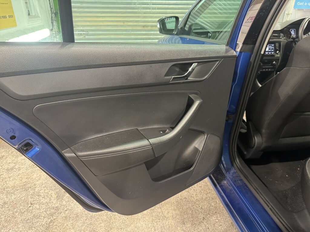 Skoda Rapid Spaceback Se Sport Blue #28