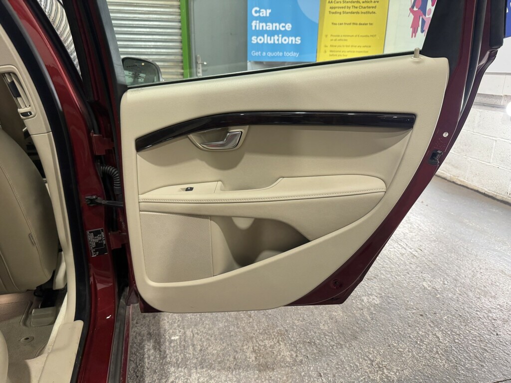 Volvo V70 2.4 D5 Business Edition Ss Blue #23