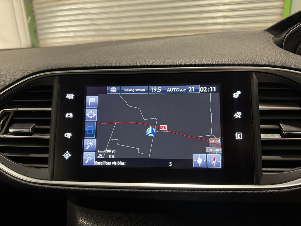 Peugeot 308 1.6 Bluehdi Active Black #4