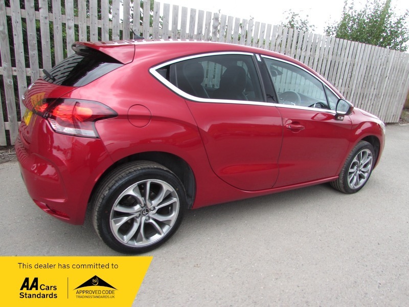 Citroen DS4 1.6L Dstyle Red #20
