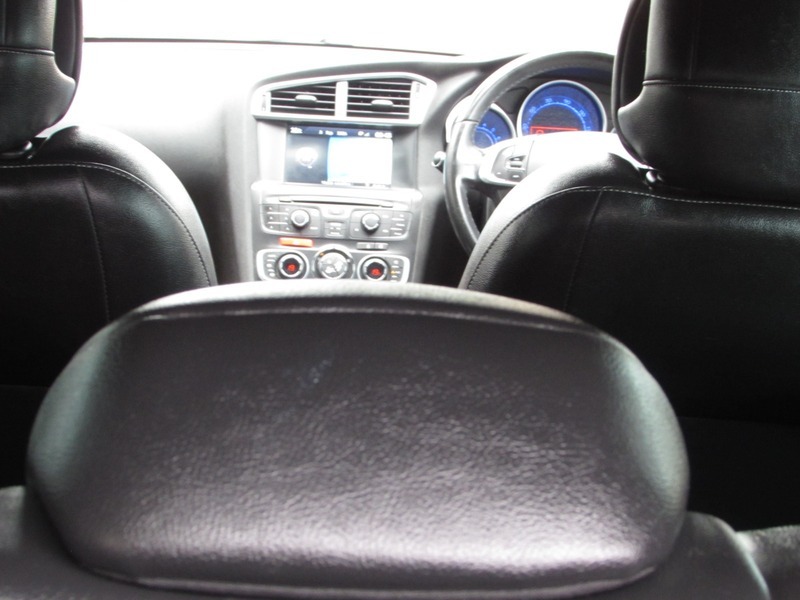 Citroen DS4 1.6L Dstyle Red #36