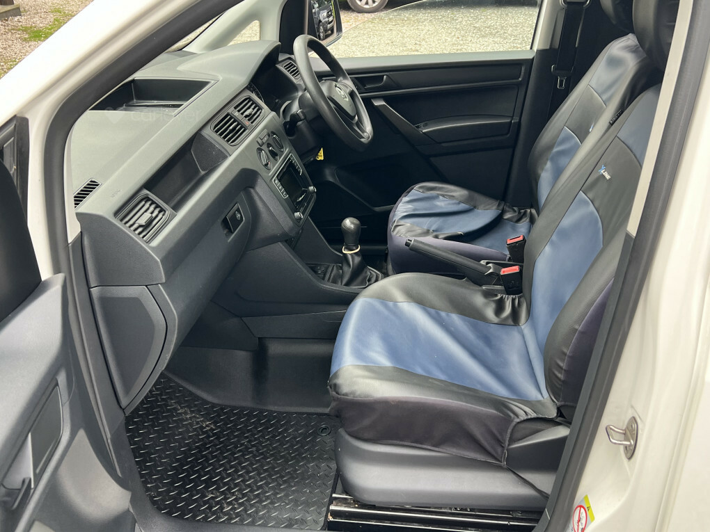 Volkswagen Caddy Startline White #14