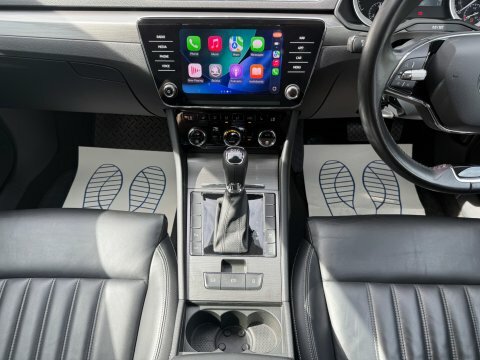 Skoda Superb 2.0Tdi Se S Silver #10