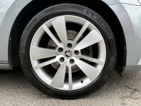Skoda Superb 2.0Tdi Se S Silver #65