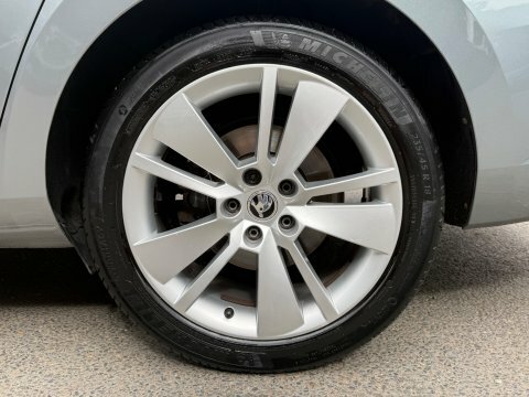 Skoda Superb 2.0Tdi Se S Silver #67