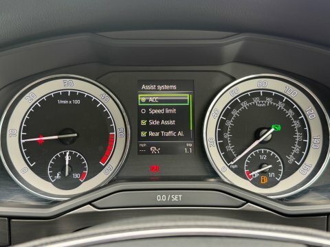 Skoda Superb 2.0Tdi Se S Silver #40