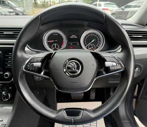 Skoda Superb 2.0Tdi Se S Silver #7