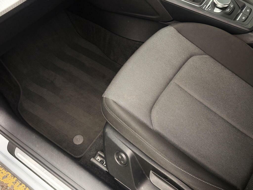 Audi Q2 Black Edition 35 Tfsi 150 Ps 6-Speed Black #9