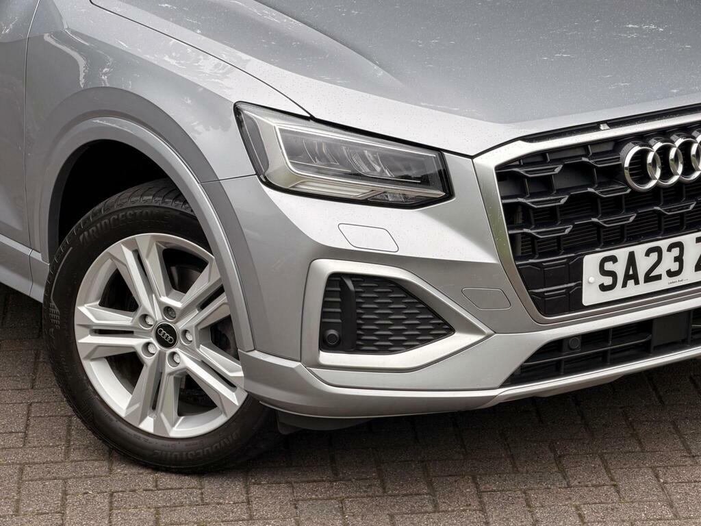 Audi Q2 Black Edition 35 Tfsi 150 Ps 6-Speed Black #27