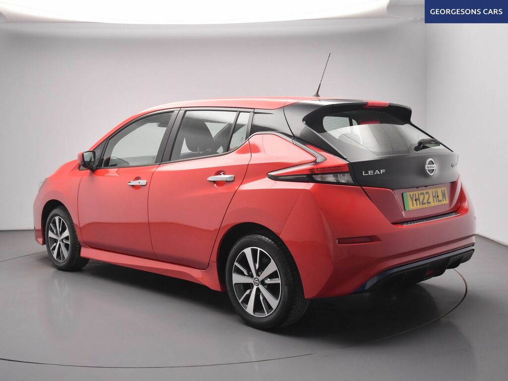 Nissan Leaf Acenta Hatchback Red