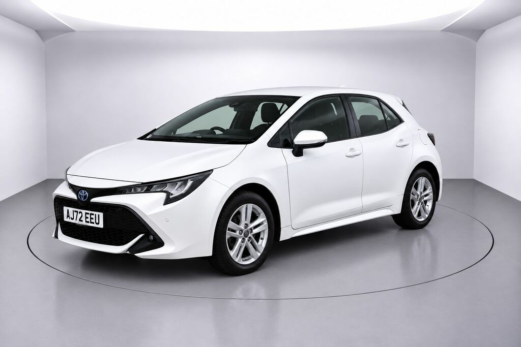 Toyota Corolla 1.8 Vvt-h Gpf Icon Tech Hatchback Hybri White