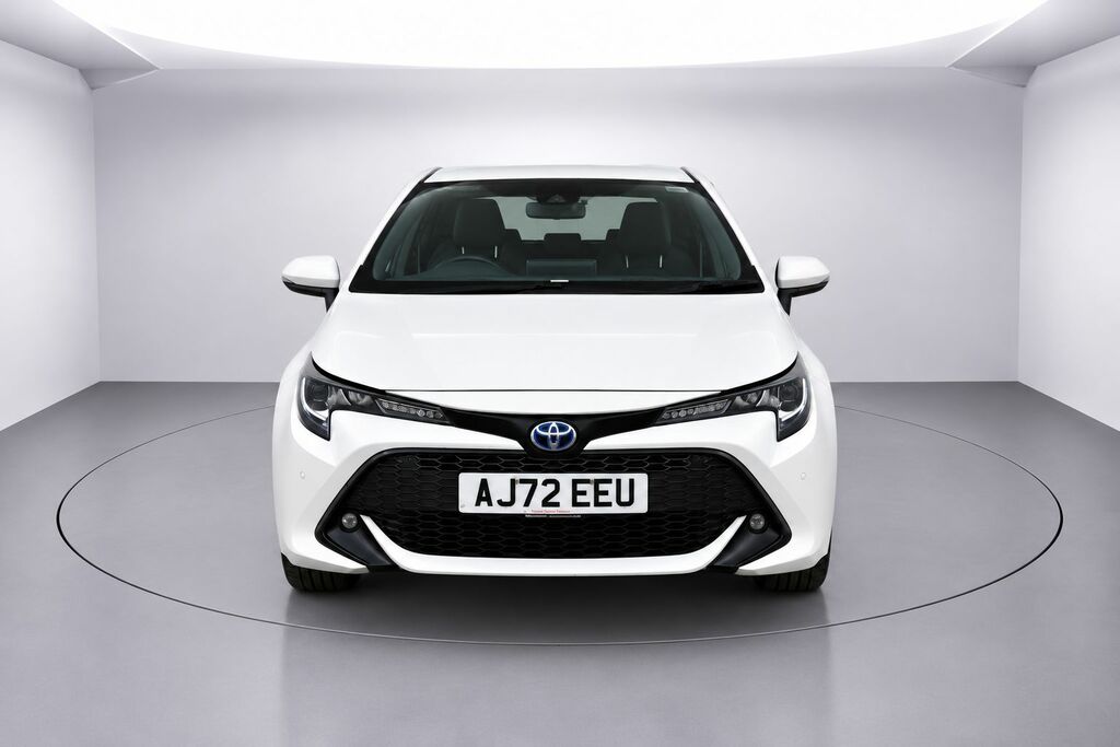 Toyota Corolla 1.8 Vvt-h Gpf Icon Tech Hatchback Hybri White #2