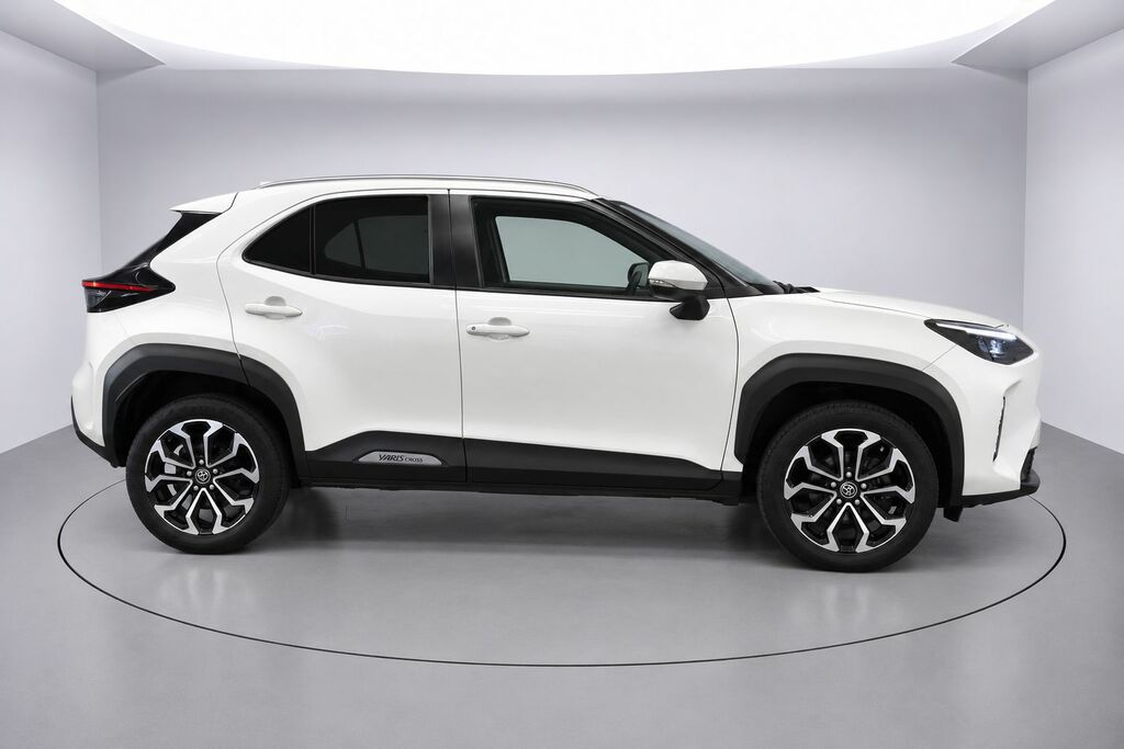 Toyota Yaris Cross 1.5 Vvt-h Design Suv Hybrid E-cvt Euro White