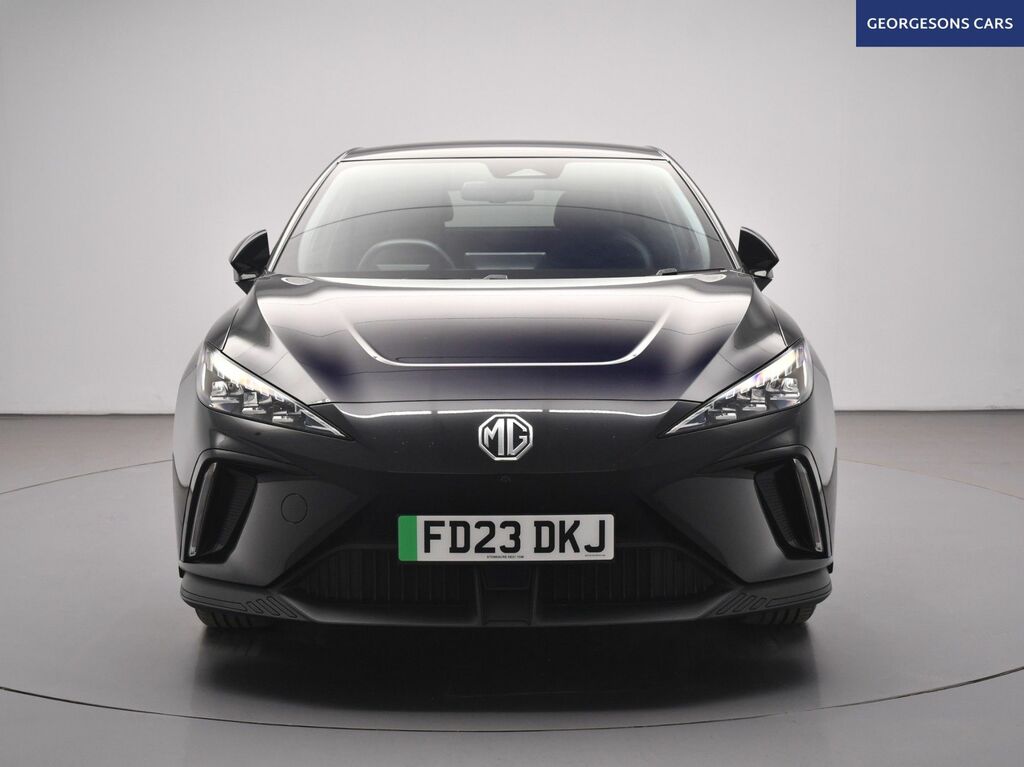 MG 1100 Trophy Long Range Hatchback Black #3