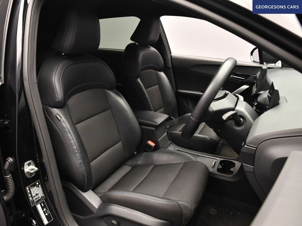 MG 1100 51Kwh Se Hatchback 170 Ps White #13