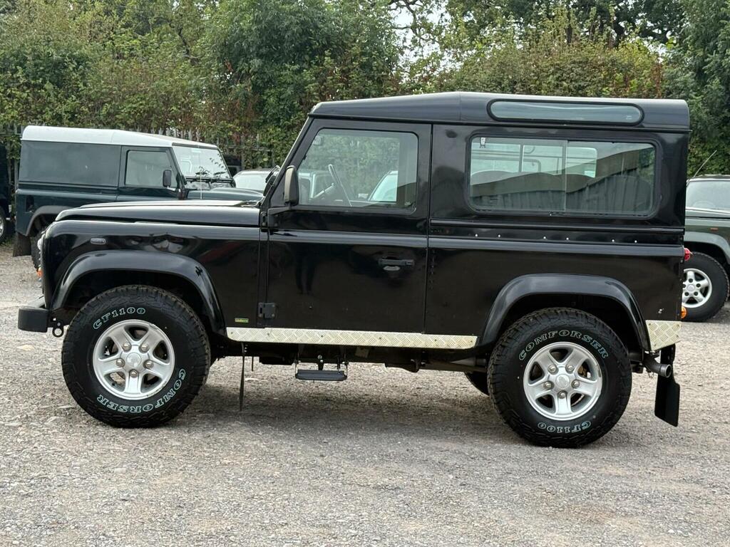 Land Rover Defender 90 County Red #12