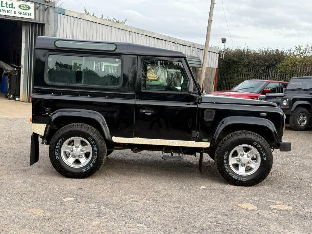 Land Rover Defender 90 County Red #7