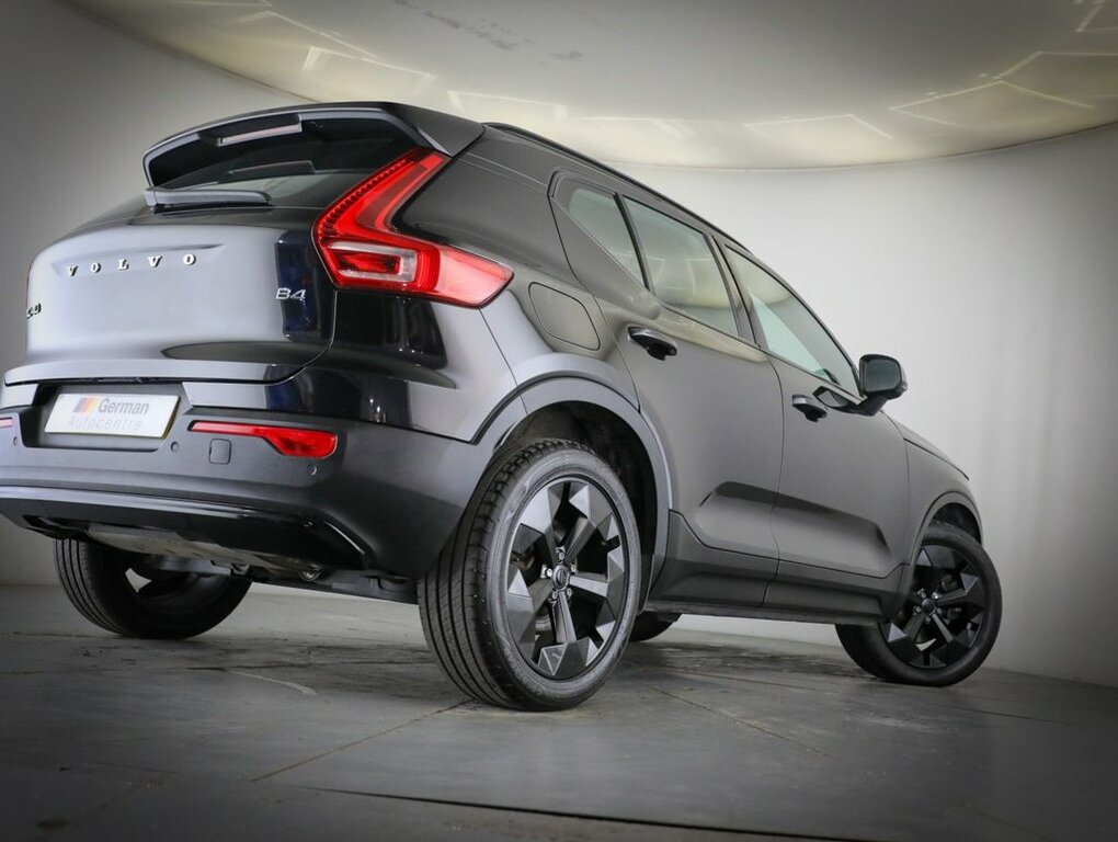 Volvo XC40 2L Plus Dark Black #5
