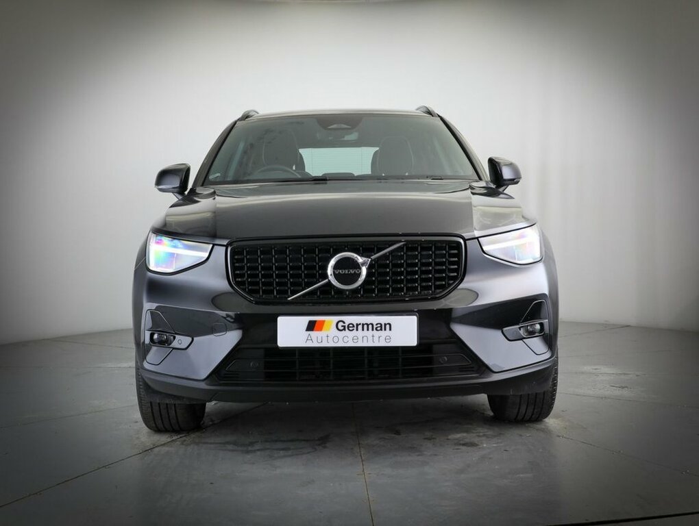 Volvo XC40 2L Plus Dark Black #3