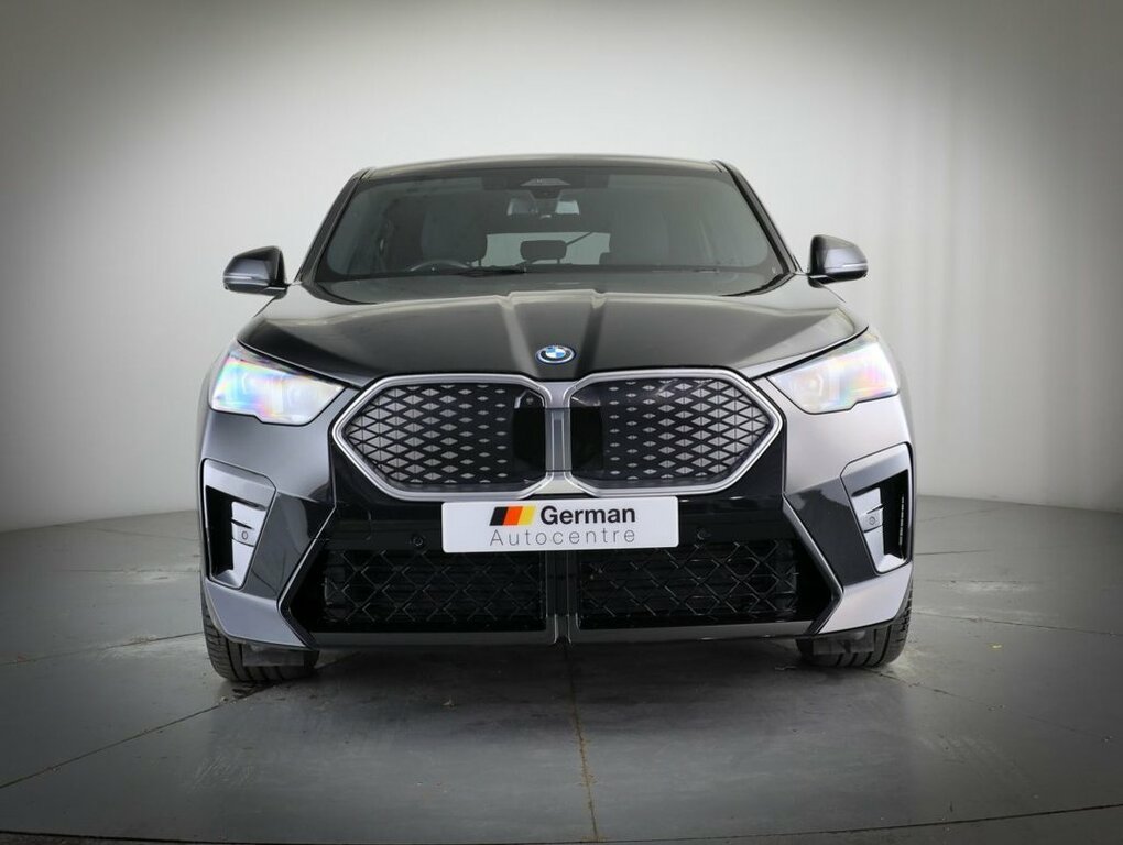 BMW iX2 Suv Black #4