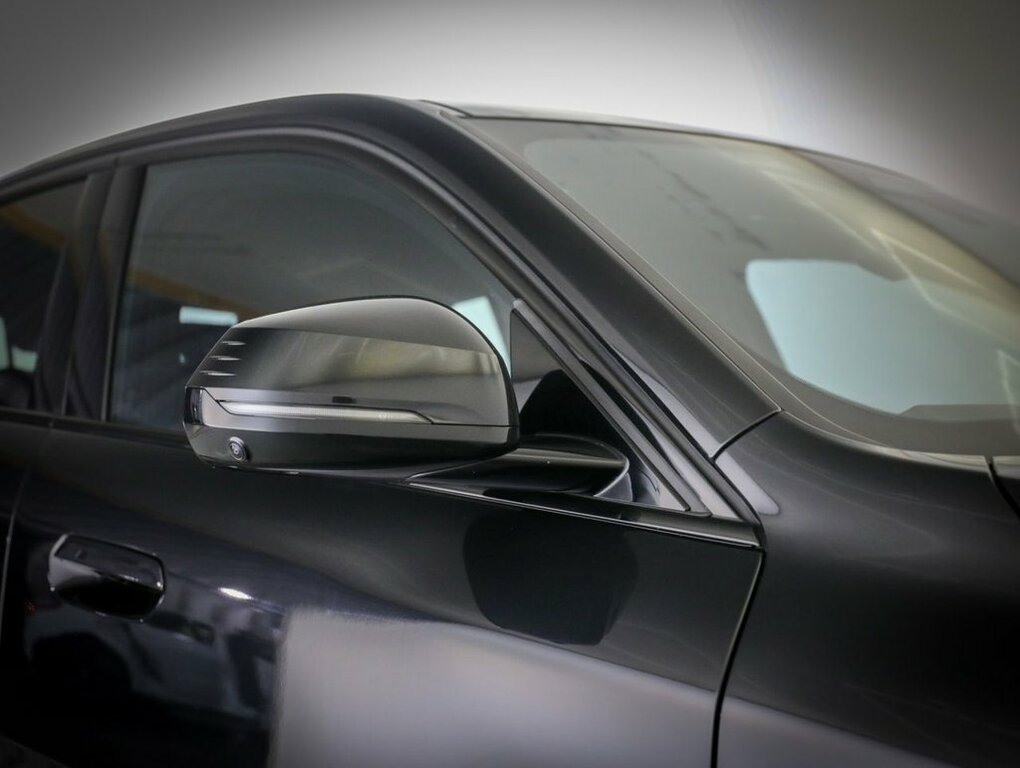 BMW iX2 Suv Black #6