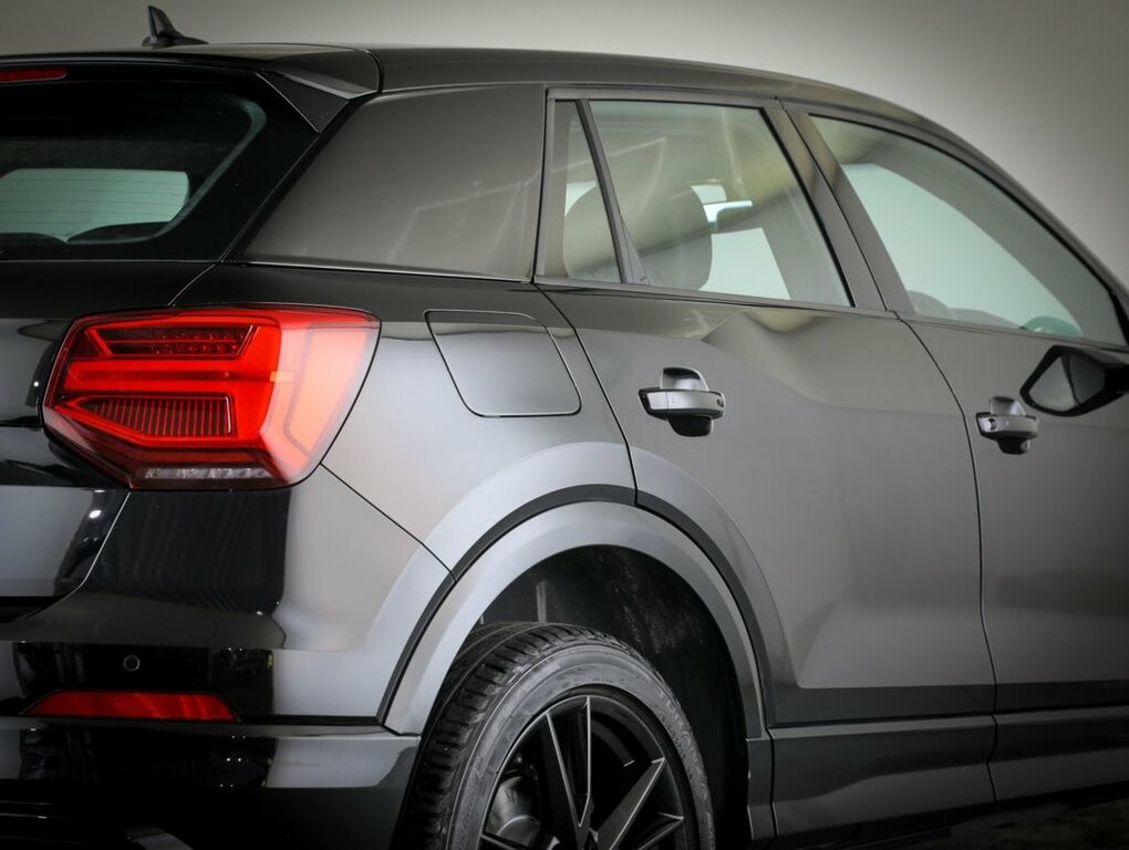 Audi Q2 1L Sport Grey #7