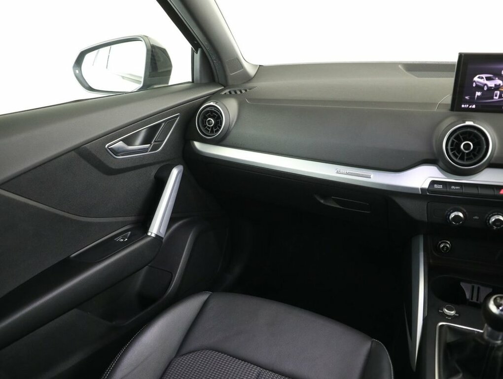 Audi Q2 1L Sport Grey #35