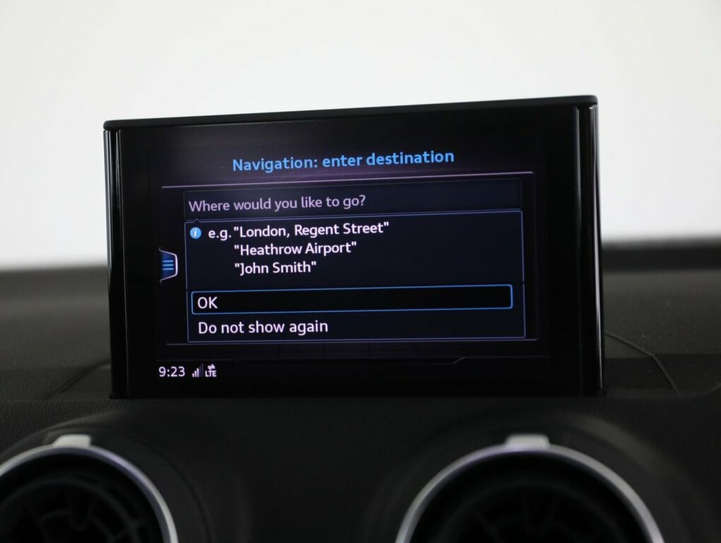 Audi Q2 1L Sport Grey #39