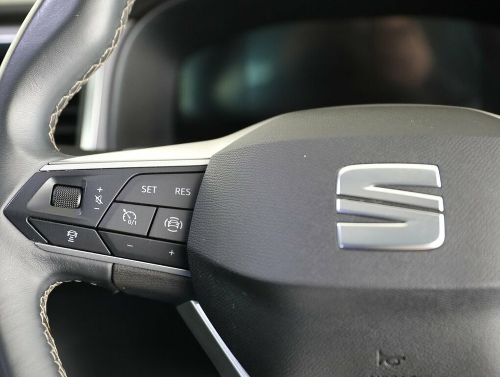 Seat Ateca Suv 1.5 Ecotsi 150Ps Xperience Dsg Red #19