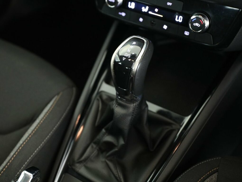Skoda Kamiq Se Black #19