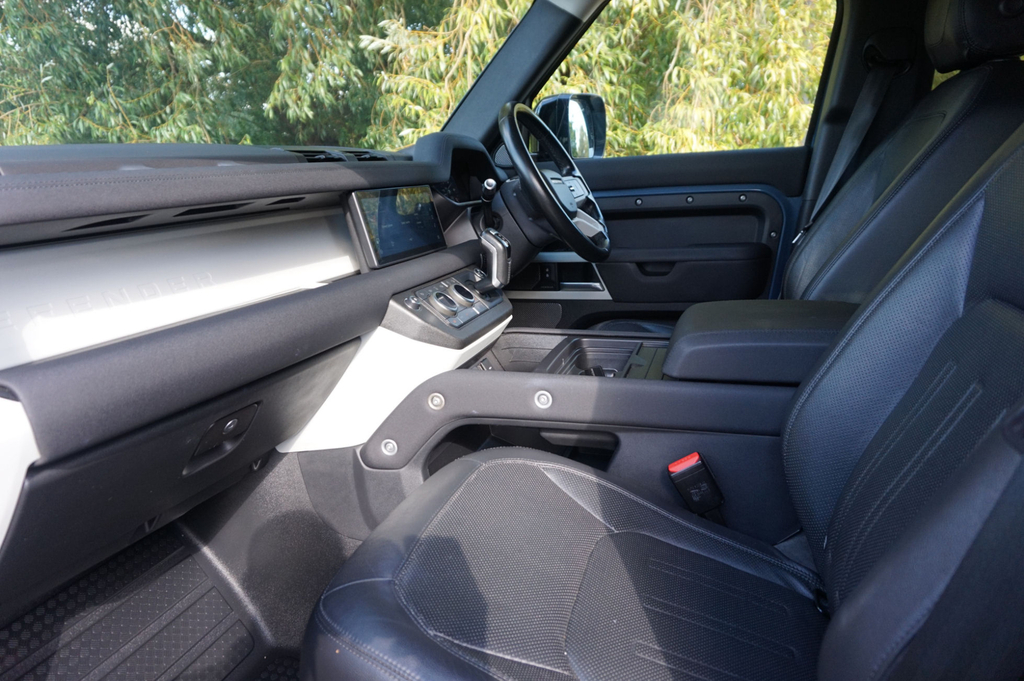 Land Rover Defender Estate Blue #5