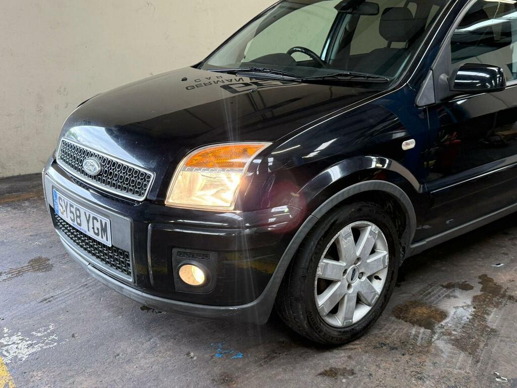 Ford Fusion 1.6 Plus Black #3